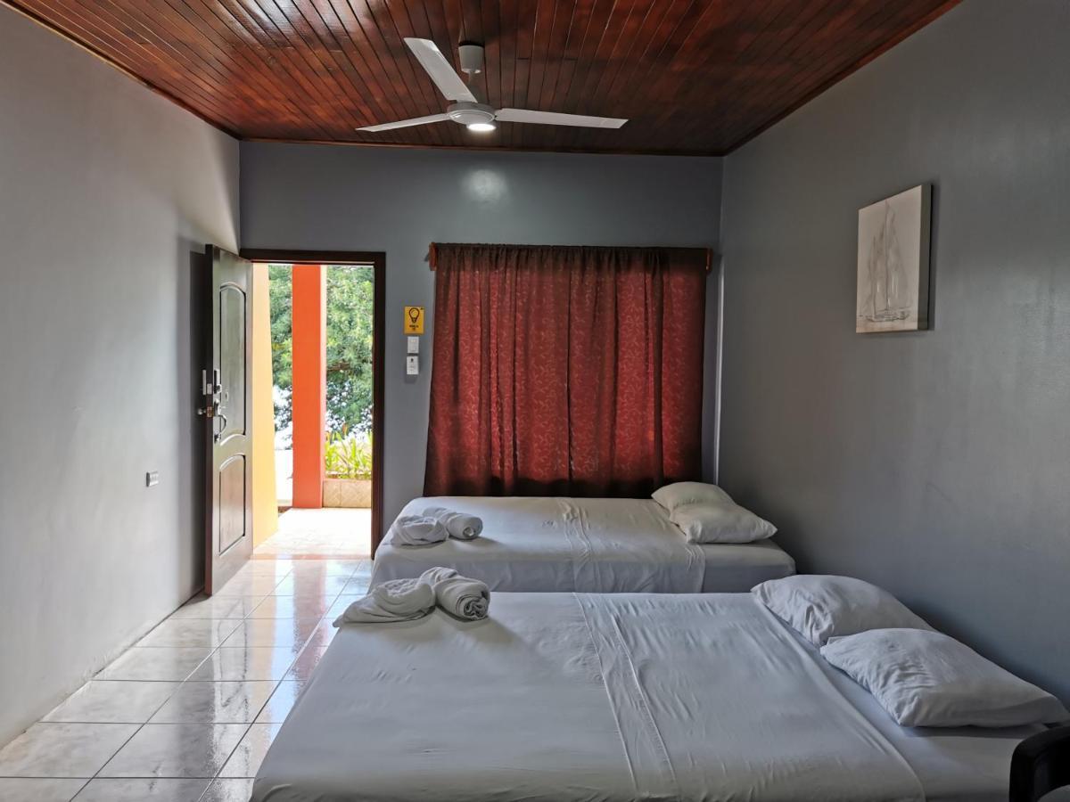 Hotel Puerto San Luis Tilaran Exterior photo